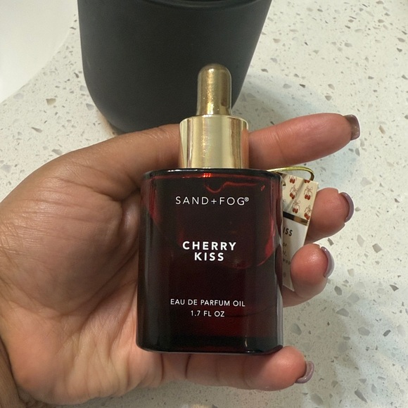 NWT Sand + Fog perfume oil - Cherry Kiss - Picture 2 of 2